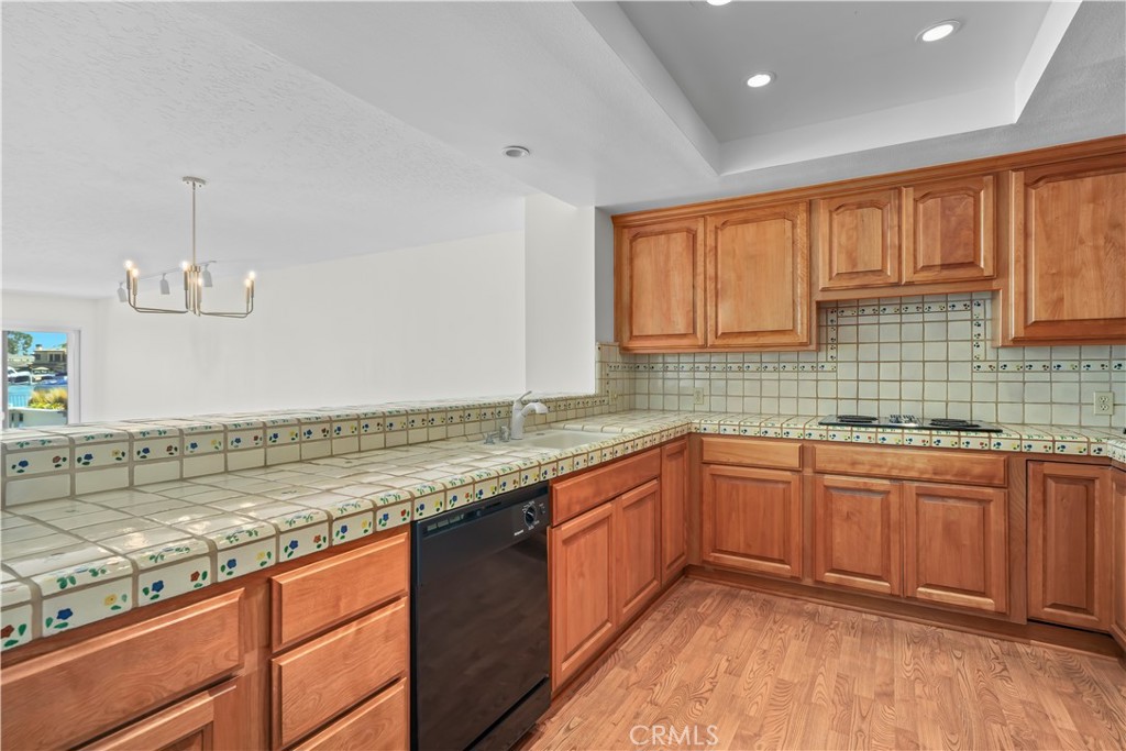 981 Bayside Cove 405, Newport Beach CA 92660 - photo 22