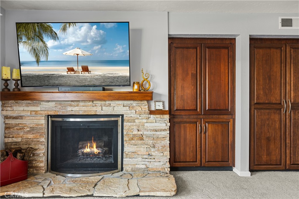 994 Bayside Cove, Newport Beach CA 92660 - photo 17