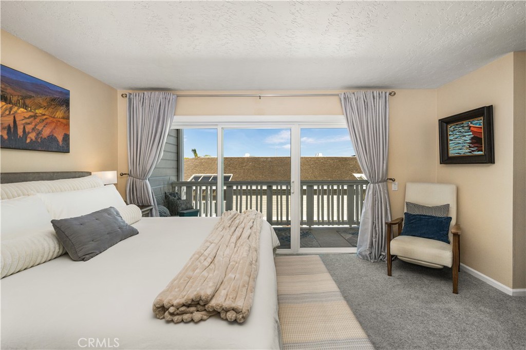 994 Bayside Cove, Newport Beach CA 92660 - photo 25