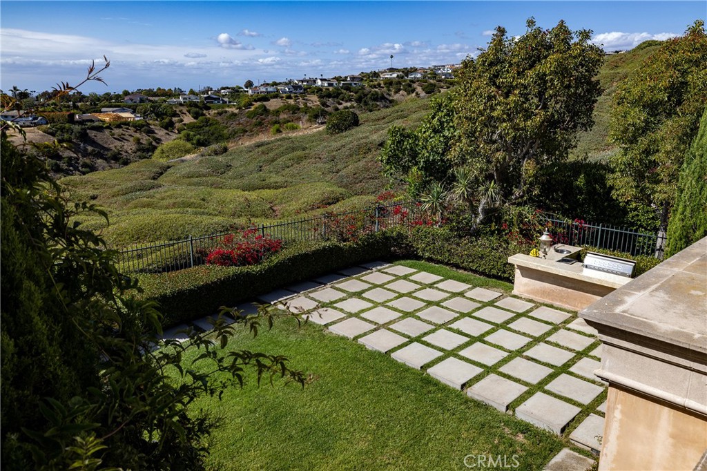 1 Rim Ridge, Newport Coast CA 92657 - photo 24