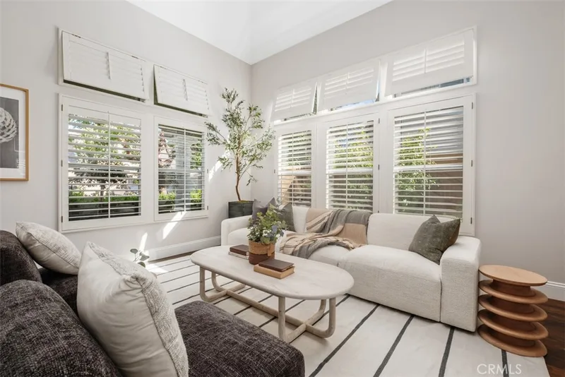 10 Limoges, Newport Coast