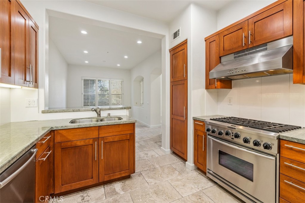 Kitchen - 11 Sorrento Court, Newport Coast CA 92657 - photo 11