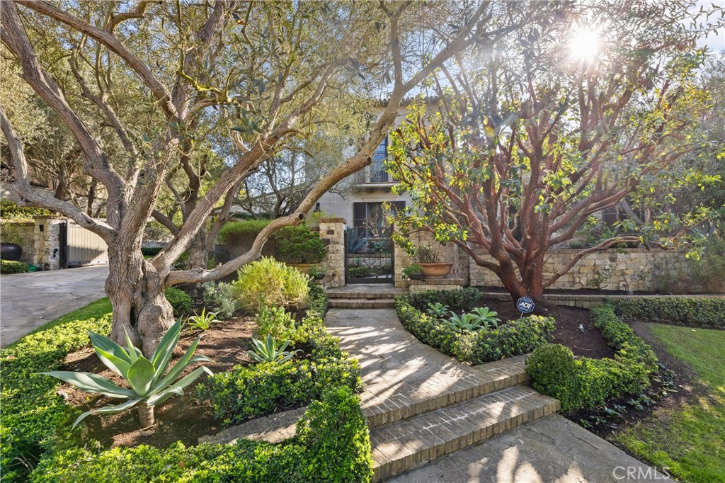 16 Shore Walk, Newport Coast CA 92657 - photo 2