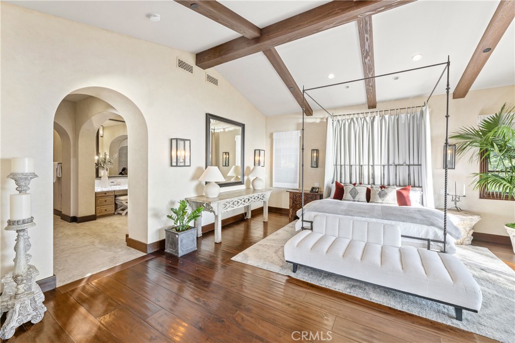Main level master bedroom - 16 Shore Walk, Newport Coast CA 92657 - photo 23