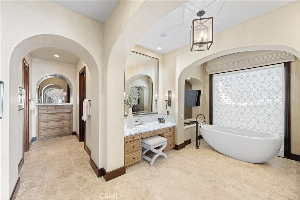 Master Bath - 16 Shore Walk, Newport Coast CA 92657 - photo 27