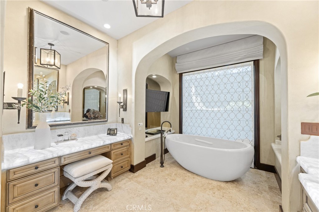 Master Bath - 16 Shore Walk, Newport Coast CA 92657 - photo 29