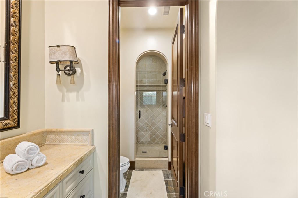 Main Floor Bedroom 2 ensuite - 16 Shore Walk, Newport Coast CA 92657 - photo 49