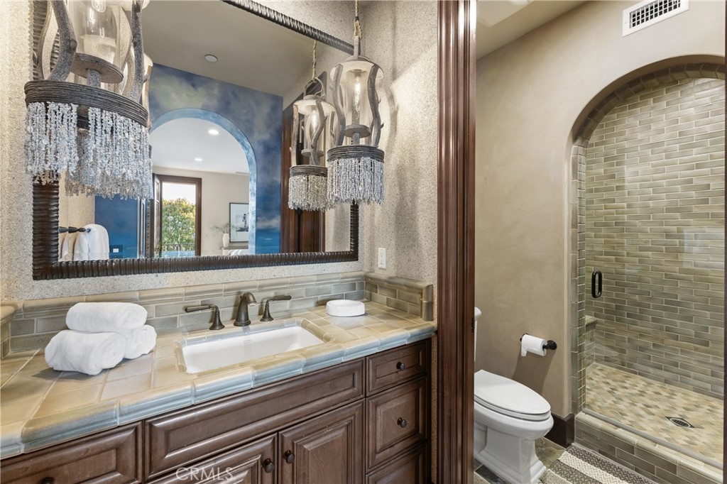 2nd Level Surf theme room ensuite - 16 Shore Walk, Newport Coast CA 92657 - photo 58
