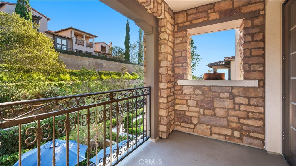 Covered Secondary outdoor space - 16 Talmont, Newport Coast CA 92657 - photo 15