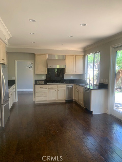 18 Menton, Newport Coast CA 92657 - photo 5