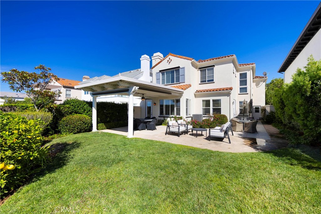 Private Backyard with Shade Structure - 21 Pavona, Newport Coast CA 92657 - photo 3