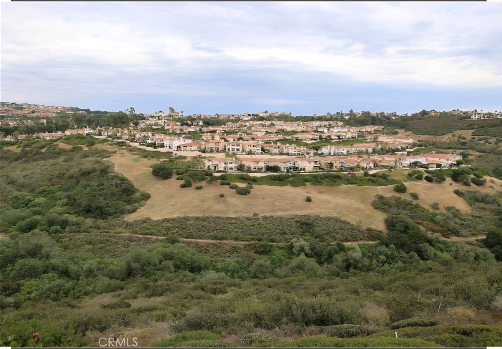 22 Chandon, Newport Coast CA 92657 - photo 2