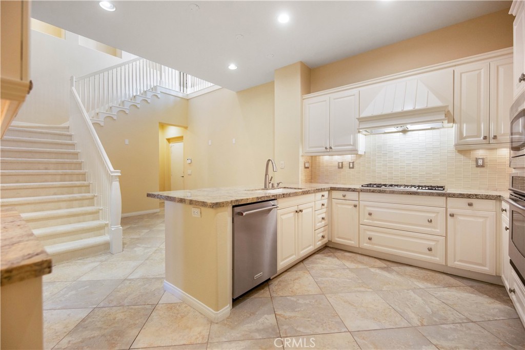23 Altino, Newport Coast CA 92657 - photo 5