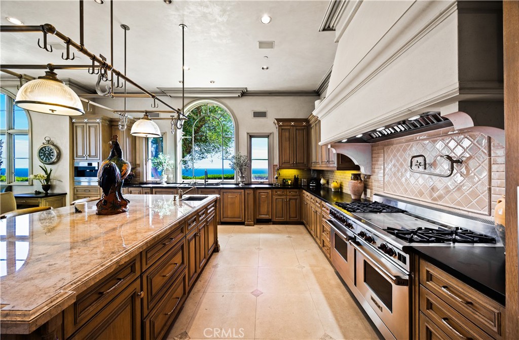 23 Pelican Vista Dr, Newport Coast CA 92657 - photo 6