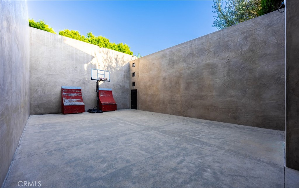 23 Pelican Vista Dr, Newport Coast CA 92657 - photo 58