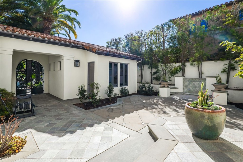 24 Via Diamante, Newport Coast CA 92657 - photo 7