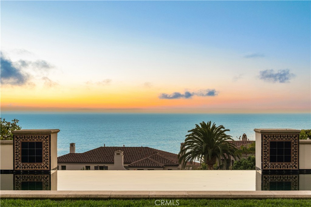 24 Scenic Bluff, Newport Coast CA 92657 - photo 2