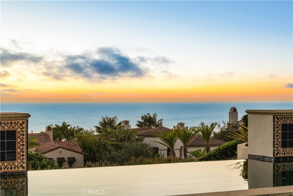24 Scenic Bluff, Newport Coast CA 92657 - photo 3