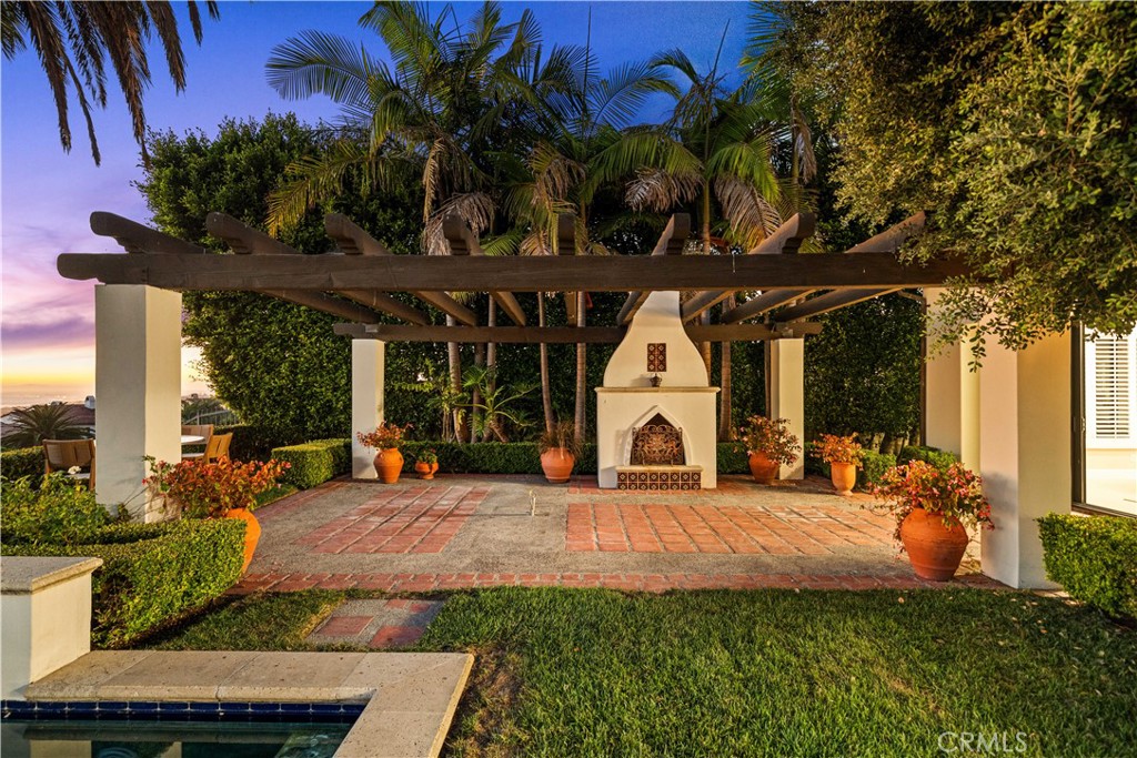 24 Scenic Bluff, Newport Coast CA 92657 - photo 17