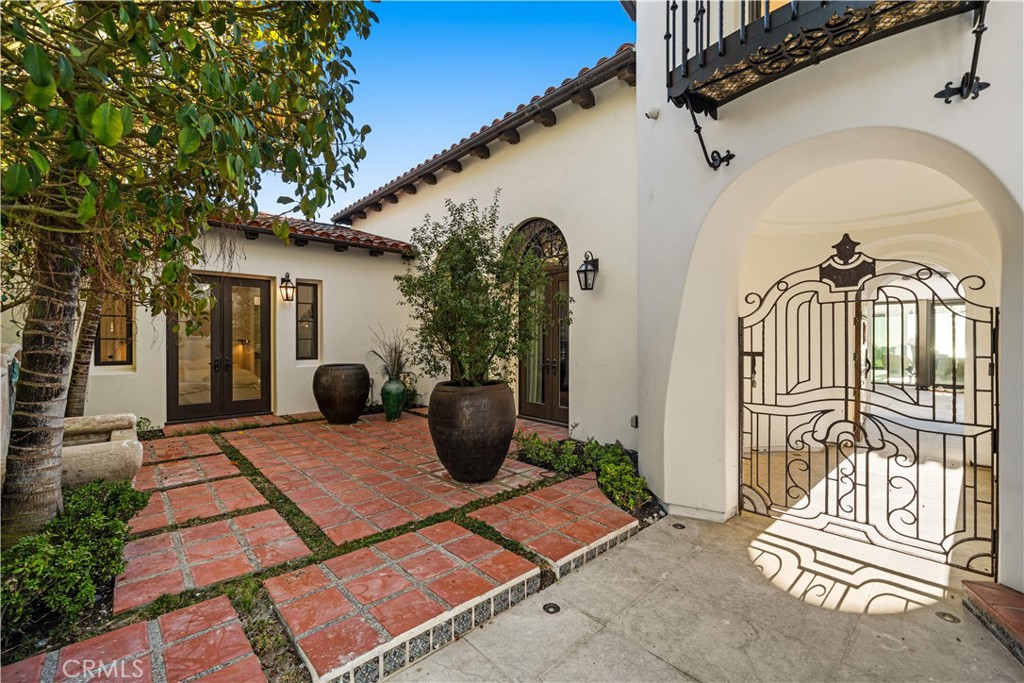 24 Scenic Bluff, Newport Coast CA 92657 - photo 27