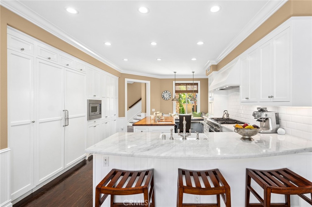 The real deal Carrara marble. - 25 Lyon, Newport Coast CA 92657 - photo 14