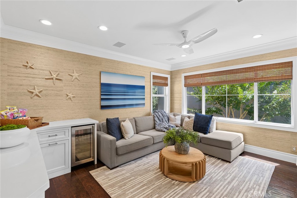 Amazing flex space or 4th bedroom. - 25 Lyon, Newport Coast CA 92657 - photo 27