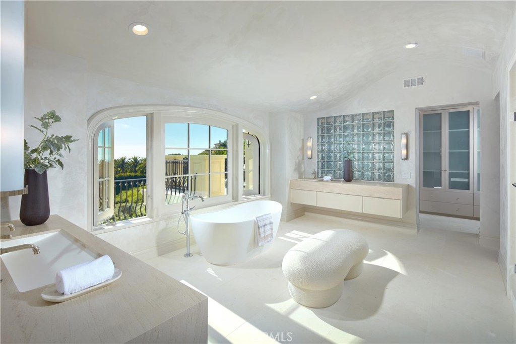 3 Island Vista, Newport Coast CA 92657 - photo 32