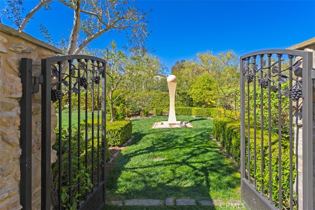 3 Sunrise, Newport Coast CA 92657 - photo 59
