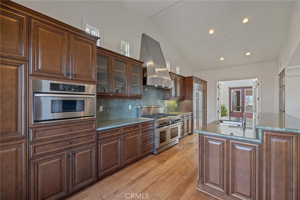 30 Surfspray Bluff, Newport Coast CA 92657 - photo 11