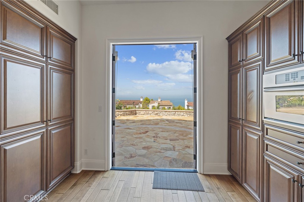 30 Surfspray Bluff, Newport Coast CA 92657 - photo 13
