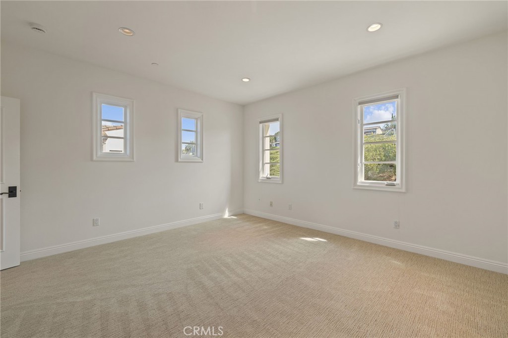Secondary upper floor bedroom - 30 Surfspray Bluff, Newport Coast CA 92657 - photo 28