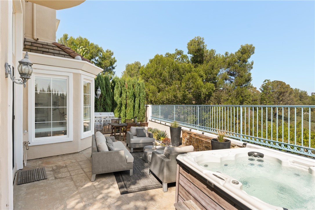 4 Chandon, Newport Coast CA 92657 - photo 11