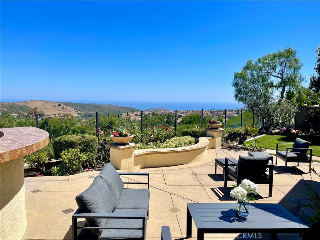 4 Highpoint, Newport Coast CA 92657 - photo 2
