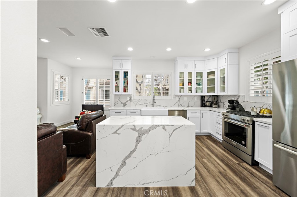 44 Chandon, Newport Coast CA 92657 - photo 19