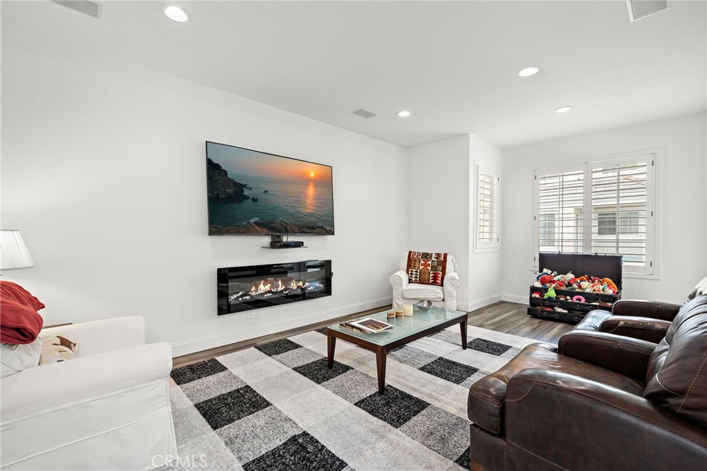 44 Chandon, Newport Coast CA 92657 - photo 21