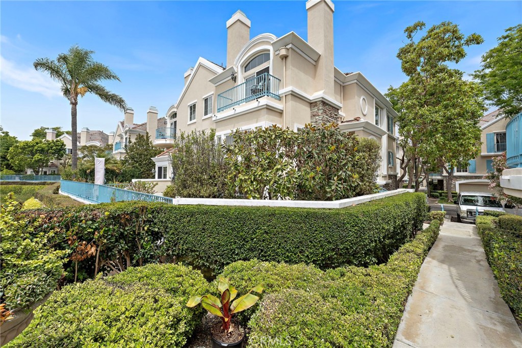 44 Chandon, Newport Coast CA 92657 - photo 41