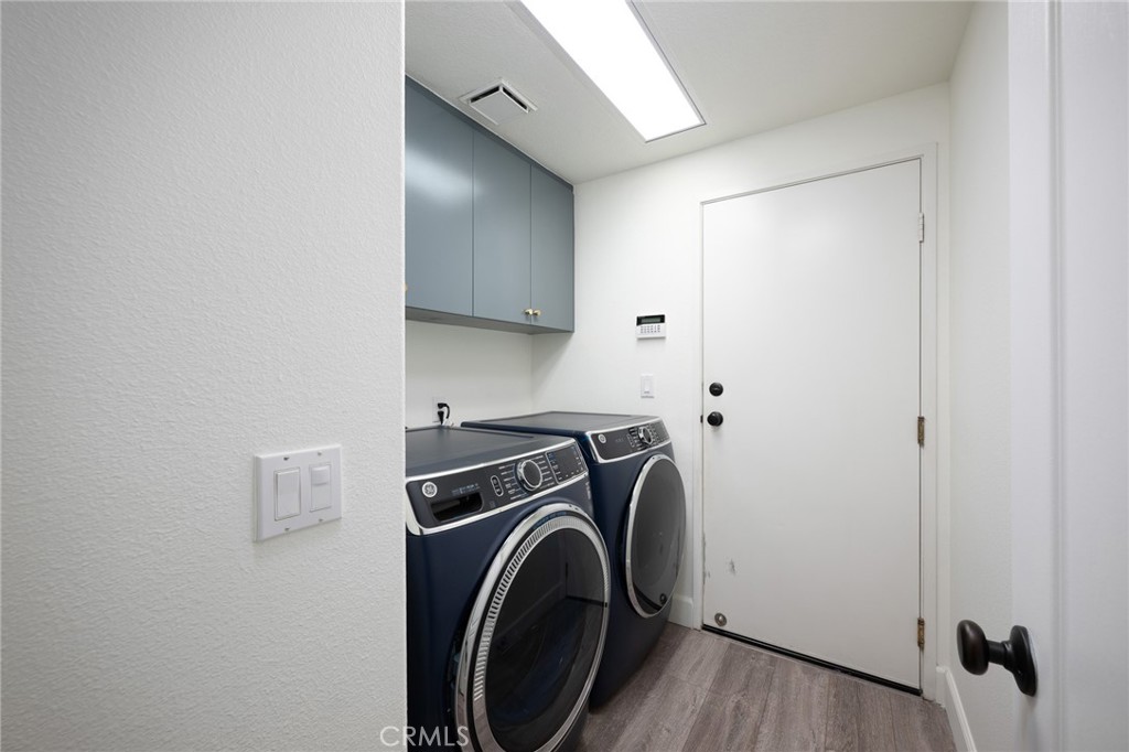 Laundry Room - 5 Auvergne, Newport Coast CA 92657 - photo 19