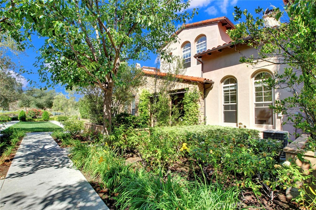 51 MANDRIA, Newport Coast CA 92657 - photo 2