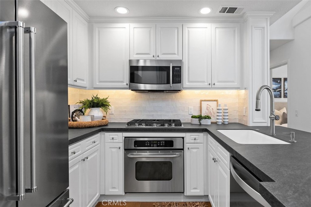54 Anjou, Newport Coast CA 92657 - photo 21