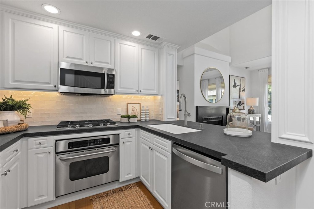 54 Anjou, Newport Coast CA 92657 - photo 22