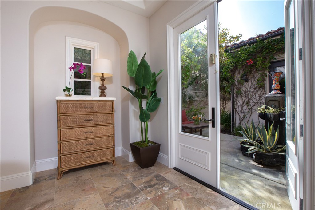 Entry Foyer - 6 Surfspray Bluff, Newport Coast CA 92657 - photo 28