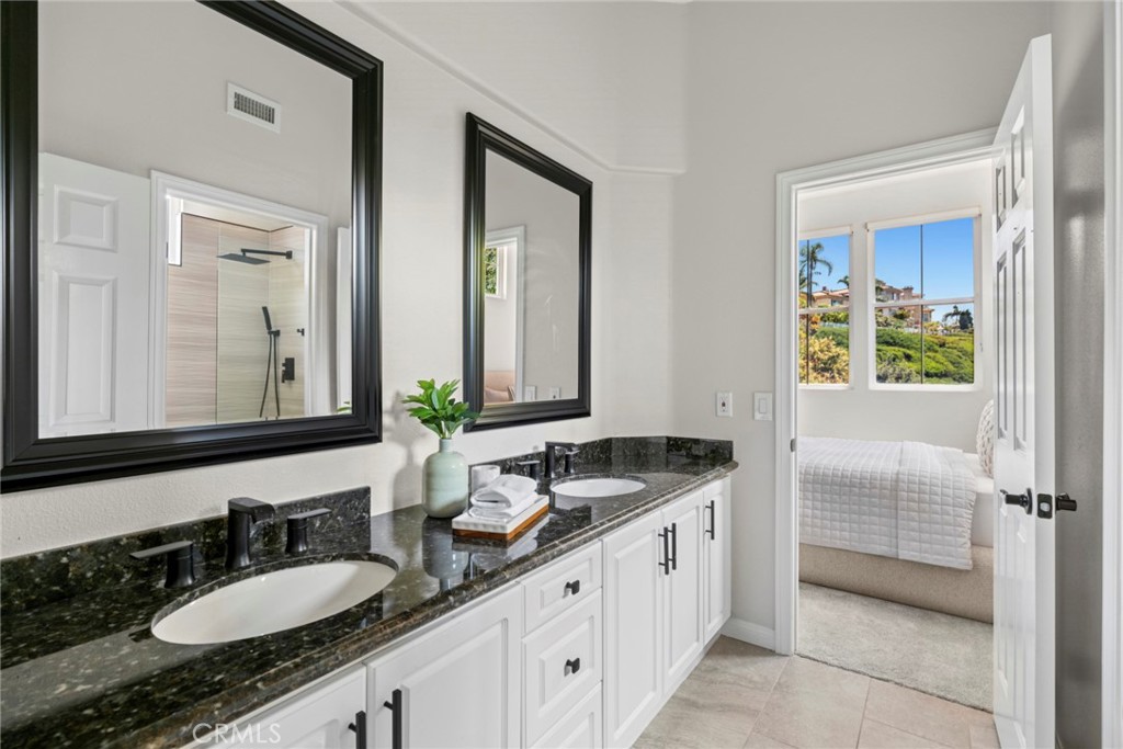 Secondary bath. - 6 Tidal Surf, Newport Coast CA 92657 - photo 22