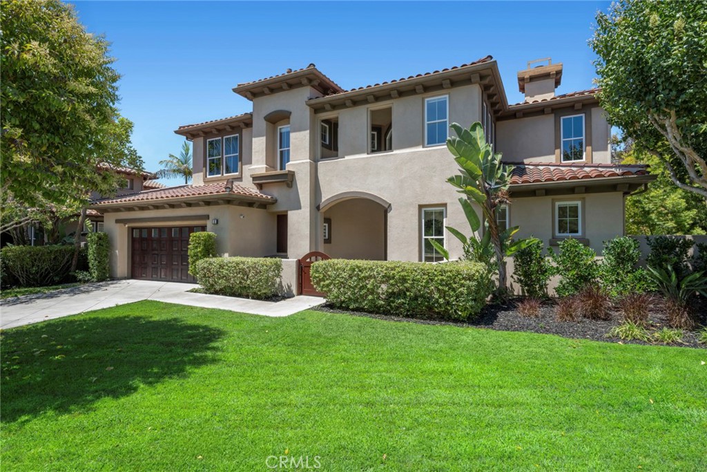 Beautiful curb appeal and large yard. - 6 Tidal Surf, Newport Coast CA 92657 - photo 29