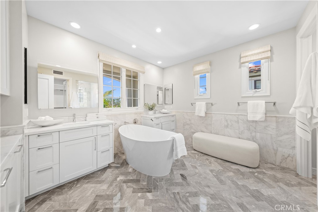 60 Sidney Bay, Newport Coast CA 92657 - photo 37