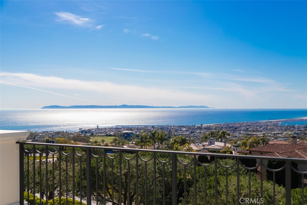7 Sailview, Newport Coast CA 92657 - photo 4