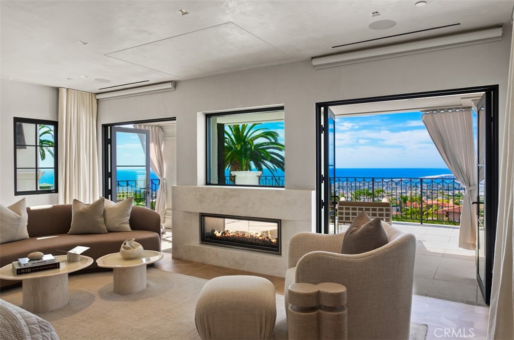 Primary Suite w/ sit down ocean views - 7 Sailview, Newport Coast CA 92657 - photo 41