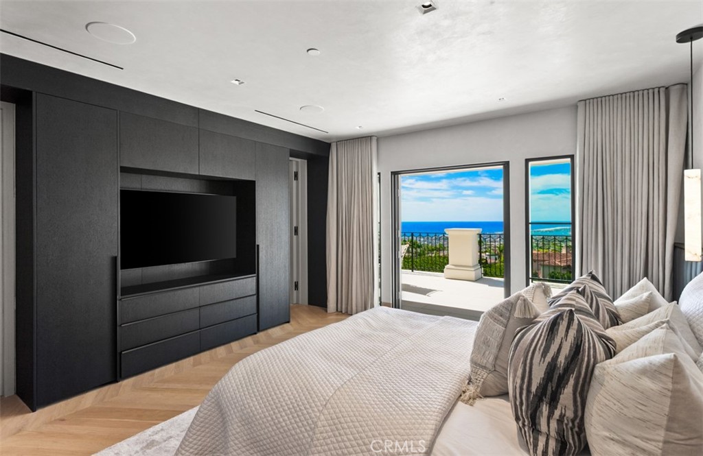 Guest suite - 7 Sailview, Newport Coast CA 92657 - photo 48