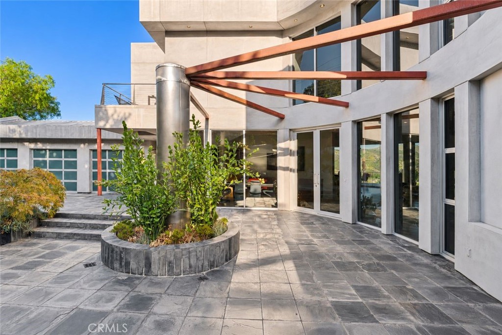 10182 Cowan Heights Drive, North Tustin CA 92705 - photo 2