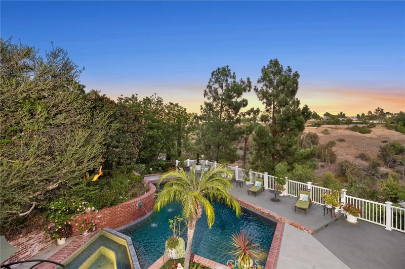 10302 Broadview Place, North Tustin, CA 92705