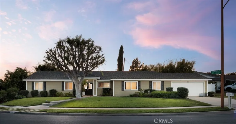 1032 Saint John Place, North Tustin, CA 92705
